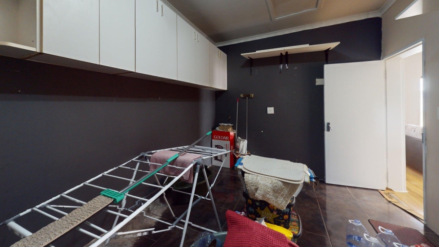 2 Bedroom Property for Sale in Algoa Park Eastern Cape